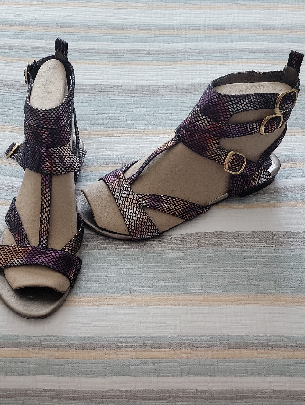 Women's Purple Multi-strap Buckle Sandals